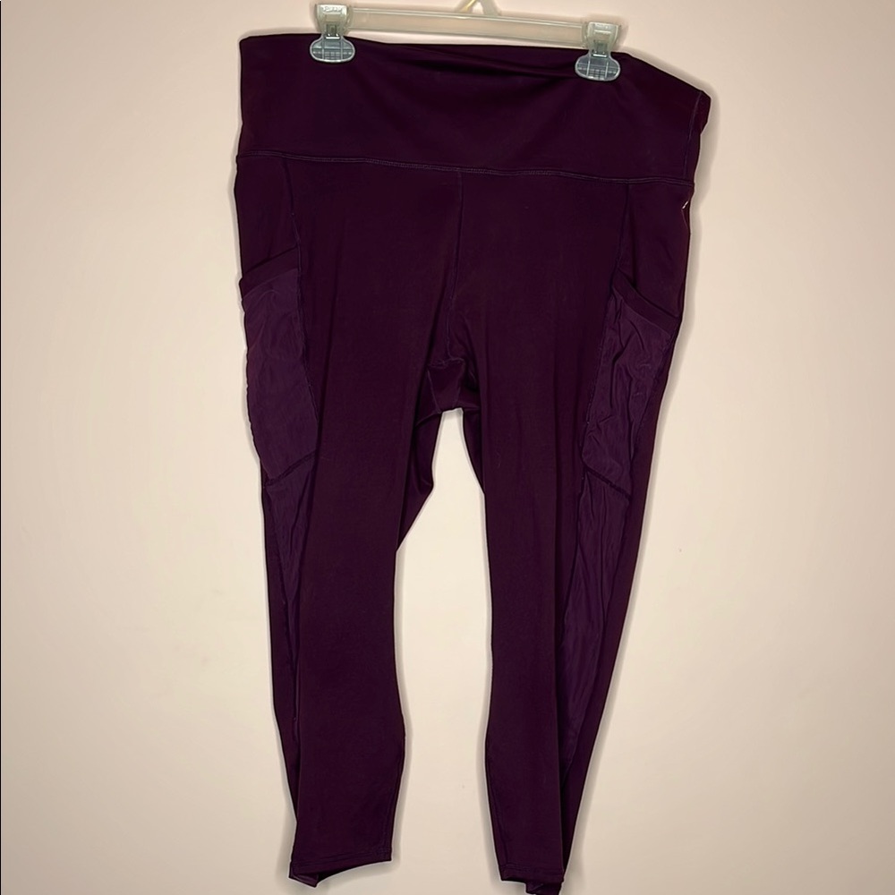Fablectics Maroon Leggings